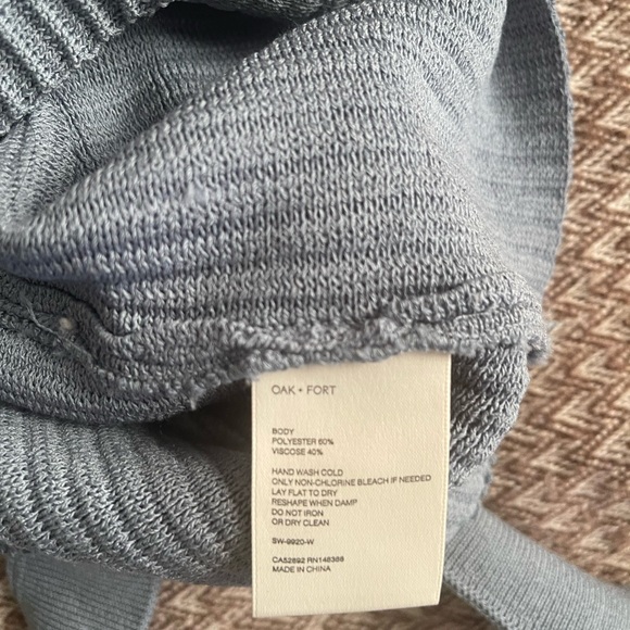 Oak + Fort halter blue tie neck ribbed top size M - Picture 2 of 5